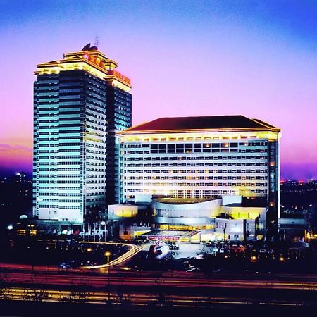 Beijing King Wing Hot Spring Hotel Exterior photo