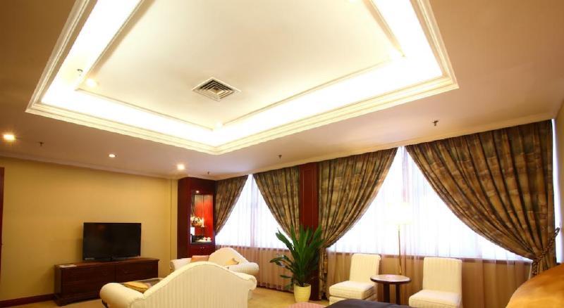 Beijing King Wing Hot Spring Hotel Exterior photo